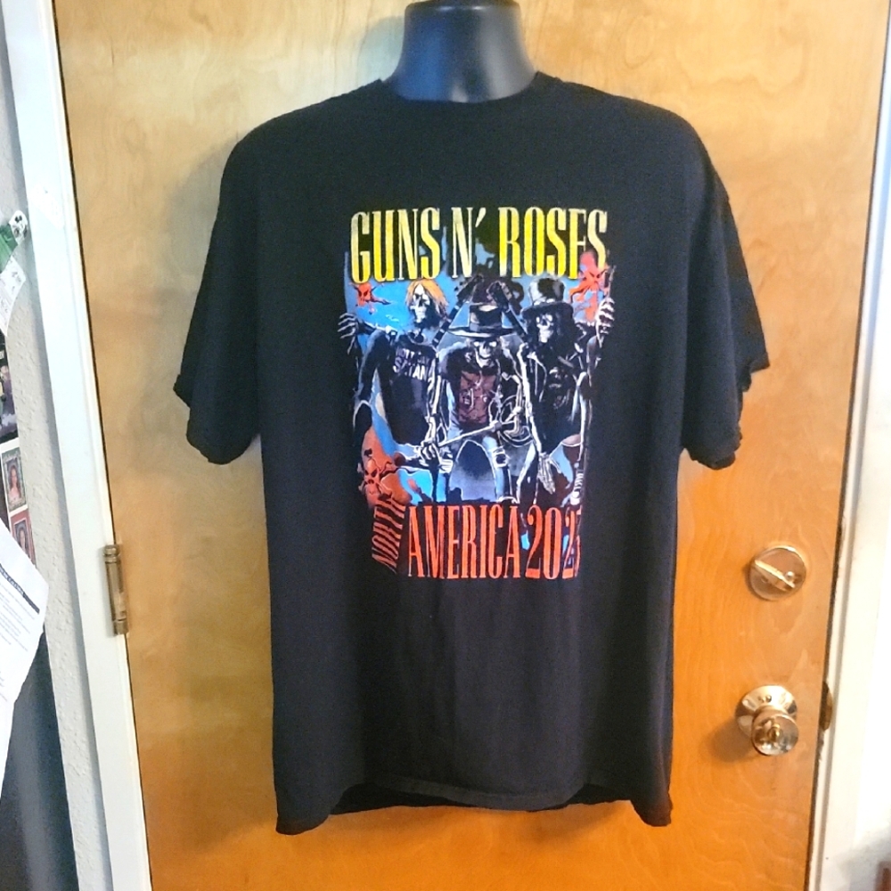 Guns N' Roses 2023 North America Tour Shirt RARE Size 2XL AUTHENTIC